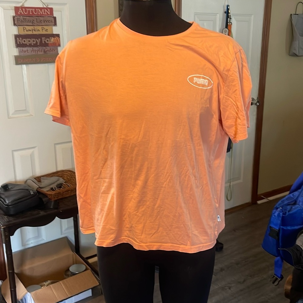 Peach tshirt